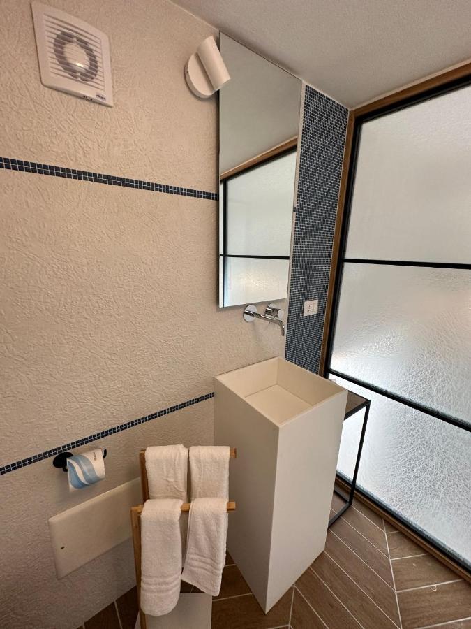 View Room Баколи Екстериор снимка